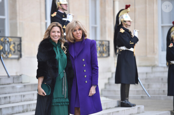La première dame Brigitte Macron accueille Fabiola Yanez, la femme du président de l'Argentine, au palais de l'Elysée à Paris le 5 février 2020. © Giancarlo Gorassini / Bestimage