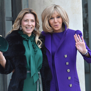 La première dame Brigitte Macron accueille Fabiola Yanez, la femme du président de l'Argentine, au palais de l'Elysée à Paris le 5 février 2020. © Giancarlo Gorassini / Bestimage
