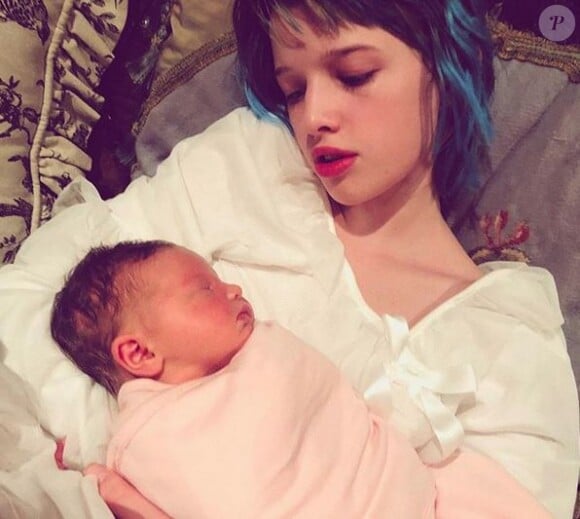 Les deux enfants de Milla Jovovich et Paul W. S. Anderson, Ever Gabo et Osian Lark. Février 2020.