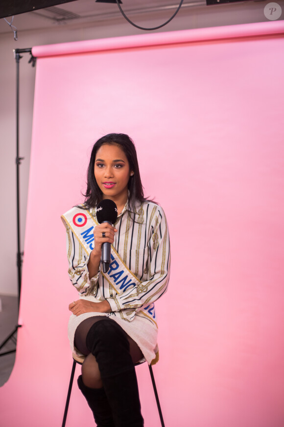 Exclusif - Rendez-vous avec Miss France 2020, Clémence Botino dans les locaux de Webedia lors d'une interview pour Purepeople à Levallois-Perret le 29 janvier 2020. © Tiziano da Silva/Bestimage