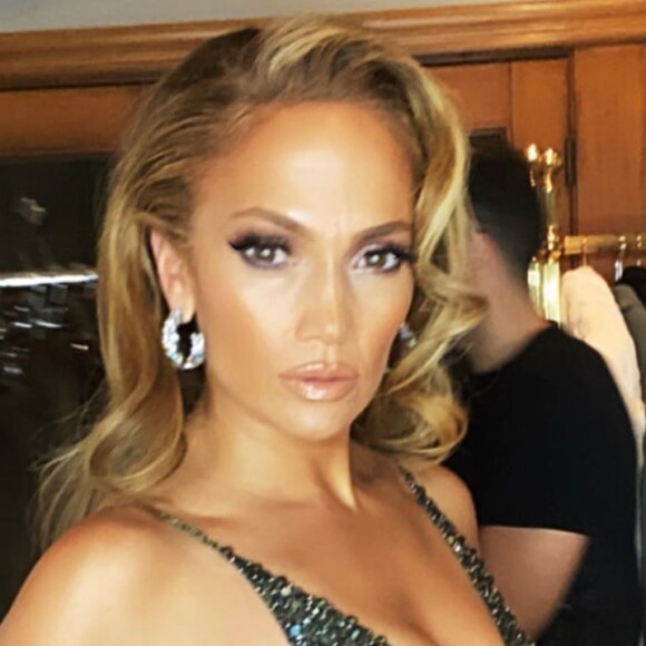 Jennifer Lopez en soirée en marge de la 92e cérémonie des Oscars, à Los Angeles, le 9 février 2020.