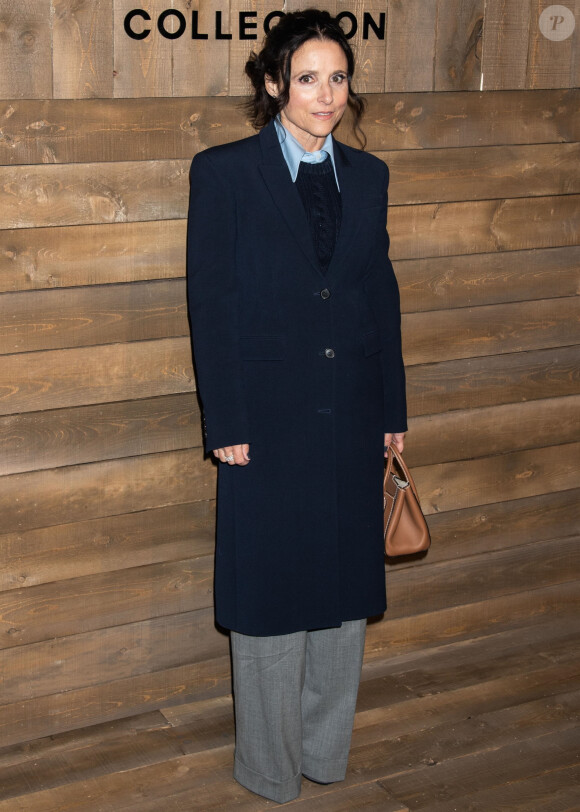 Julia Louis-Dreyfus assiste au défilé Michael Kors Collection, à l'American Stock Exchange. New York, le 12 février 2020.