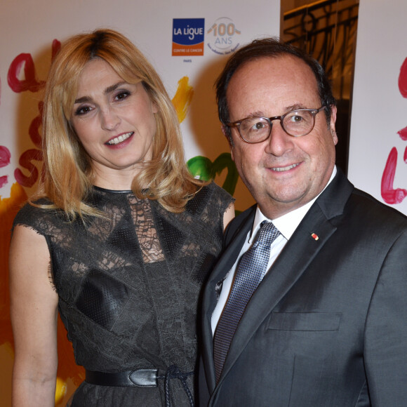 François Hollande et sa compagne Julie Gayet - 27ème Gala de l'Espoir de la Ligue contre le cancer au Théâtre des Champs-Elysées à Paris, le 22 octobre 2019. © Giancarlo Gorassini/Bestimage