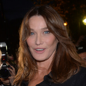 Carla Bruni-Sarkozy - Arriveés au défilé "Céline" Collection Prêt-à-Porter Printemps/Eté 2020 lors de la Fashion Week de Paris, France, le 27 septembre 2019 © Veeren Ramsamy - Christophe Clovis / Bestimage