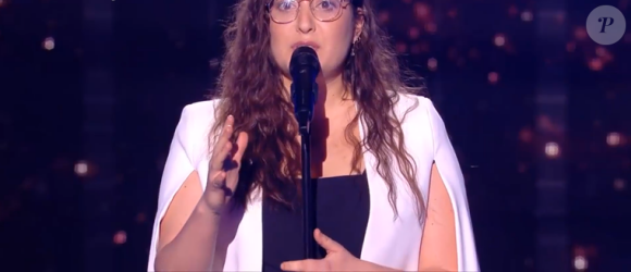Laure, talent de "The Voice 2020" lors des auditions à l'aveugle du samedi 15 février 2020 - TF1