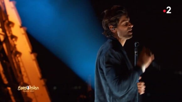 Tom Leeb dévoile son titre "The Best In Me", qu'il chantera au concours de l'Eurovision, le 16 mai 2020.