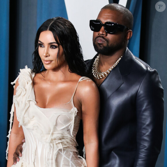 Kim Kardashian et son mari Kanye West - People à la soirée "Vanity Fair Oscar Party" après la 92ème cérémonie des Oscars 2020 au Wallis Annenberg Center for the Performing Arts à Los Angeles, le 9 février 2020.