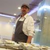 Exclusif - Le chef Paul Pairet à la 1ère édition des "Plumes d'Or du Vin et de la Gastronomie" au Pavillon Vendôme à Paris. Cette soirée récompensait, les meilleurs journalistes français et étrangers spécialisés dans le domaine du vin et de la gastronomie mais également une personnalité de renom étant très impliquée dans ces domaines. La soirée réunissait pas moins de 3 grands chefs étoilés (Anne-Sophie Pic, Arnaud Lallement et Sang Hoon Degeimbre) ainsi que le concours du chef Paul Pairet. Une première édition très épicurienne, placée sous les signes du talent et de l'élégance. Paris, le 19 mai 2016.