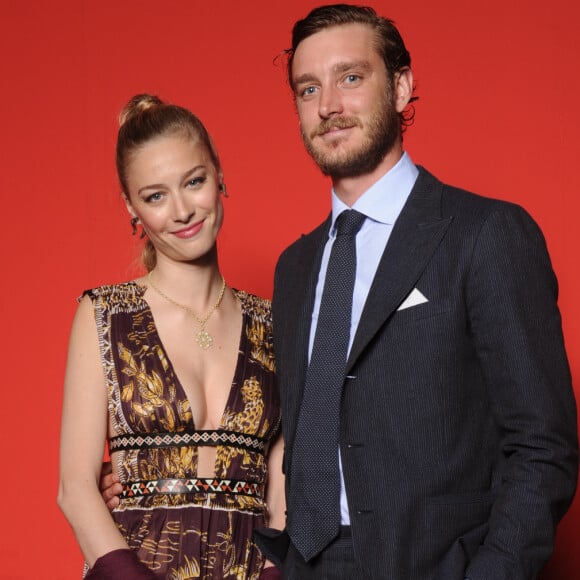 Beatrice Borromeo, parée de bijoux Buccellati, et son mari Pierre Casiraghi en juin 2016 à la soirée Convivio à Milan.