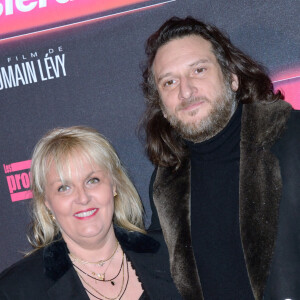 Valérie Damidot et son compagnon Régis Viogeat assistent à la première du film "Gangsterdam" au cinéma le Grand Rex à Paris, France. Le 23 Mars 2017. @Aurore Marechal/ABACAPRESS.COM