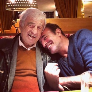 Jean Dujardin et Jean-Paul Belmondo réunis à la brasserie le Boeuf sur le Toit à Paris, le 24 février 2020.