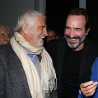 Jean-Paul Belmondo et Jean Dujardin complices : rires et câlins au resto