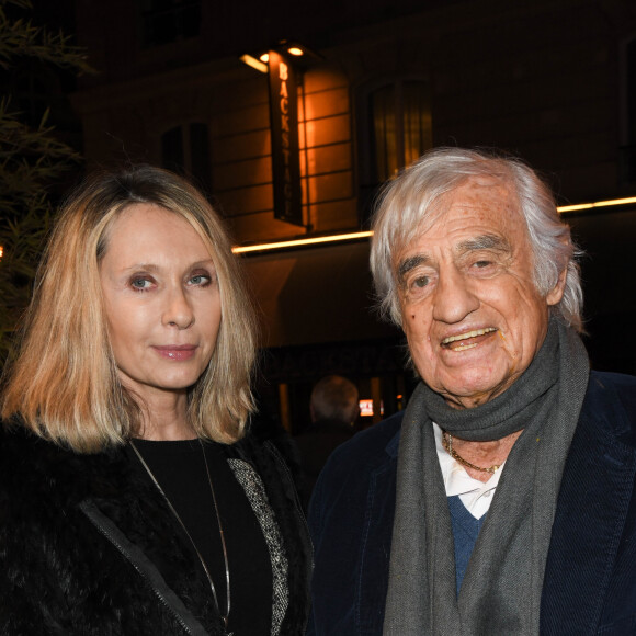 Exclusif - Jean-Paul Belmondo et sa compagne Valérie Steffen - People à la générale du spectacle "Vive la vie" au théâtre Gaité-Montparnasse à Paris le 20 janvier 2020. © Coadic Guirec/Bestimage