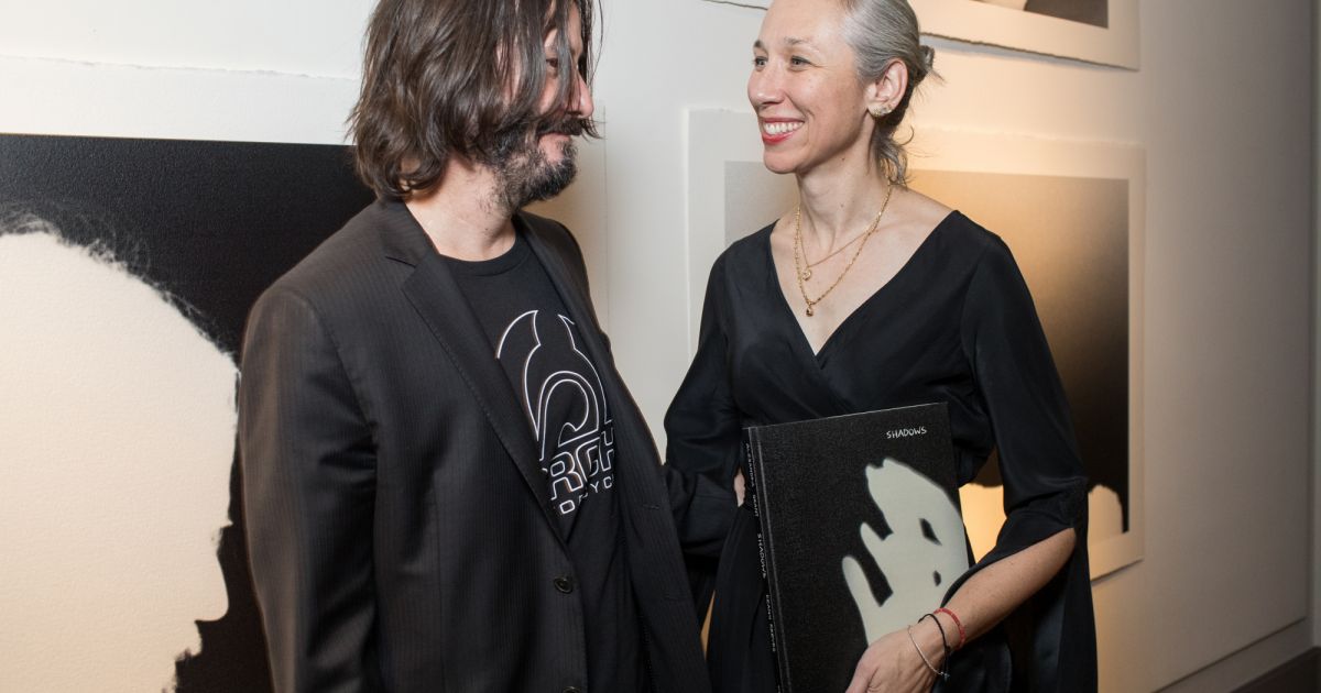 Exclusif Alexandra Grant et Keanu Reeves à l'exposition Shadows qui