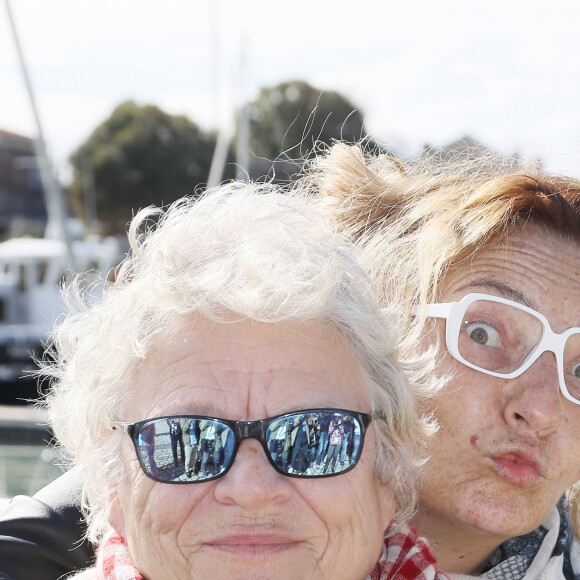 Corinne Masiero et Josée Dayan - Photocall du téléfilm "Capitaine Marleau" lors de la 19ème édition du Festival de la Fiction TV de la Rochelle, France, le 16 septembre 2017. © Patrick Bernard/Bestimage