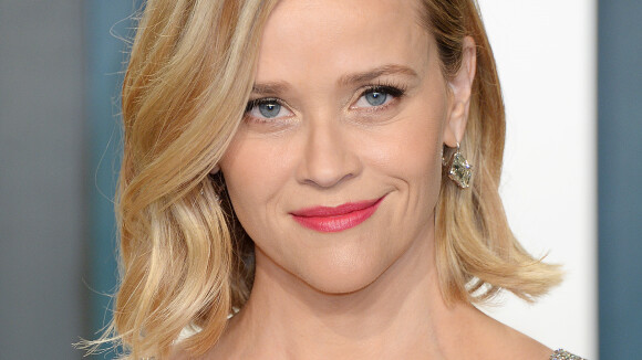 Reese Witherspoon moquée par son fils : "Cette mode est morte il y a deux ans !"