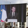 Illustration du discours du président Emmanuel Macron retransmis à l'extérieur lors des obsèques de Michel Charasse en présence du Président de la République à Puy-Guillaume dans le Puy-de-Dôme le 26 février 2020. © Patrick Bernard / Bestimage