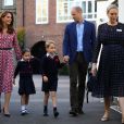 Le prince William et Kate Middleton, duchesse de Cambridge, emmènent leur fille la princesse Charlotte de Cambridge avec leur fils le prince George à l'école "Thomas's Battersea" le jour de la rentrée scolaire, le 5 septembre 2019.
