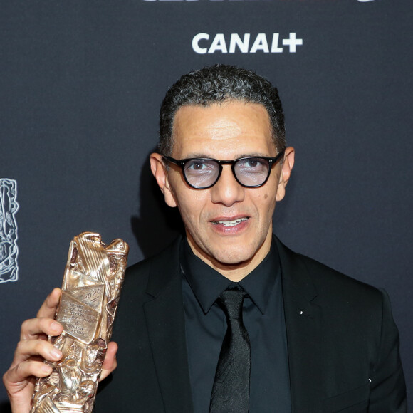 Roschdy Zem (César du meilleur acteur pour le rôle de Yacoub Daoud dans "Roubaix, une lumière") lors de la 45ème cérémonie des César à la salle Pleyel à Paris le 28 février 2020 © Dominique Jacovides / Olivier Borde / Bestimage