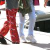 Kylie Jenner, son compagnon Travis Scott en vacances à Monaco, le 16 août 2019. Kylie et Travis essaient de se cacher des photographes.