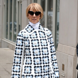Céline Dion salue ses fans à New York, le 3 mars 2020.