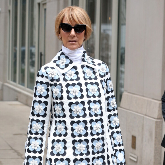 Céline Dion salue ses fans à New York, le 3 mars 2020.
