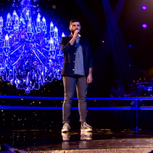 Louise et Don Pierre s'affrontent en battle dans "The Voice" - Talents de Marc Lavoine. Emissions du samedi 7 mars 2020, TF1