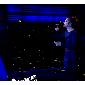 Louise et Don Pierre s'affrontent en battle dans "The Voice" - Talents de Marc Lavoine. Emissions du samedi 7 mars 2020, TF1