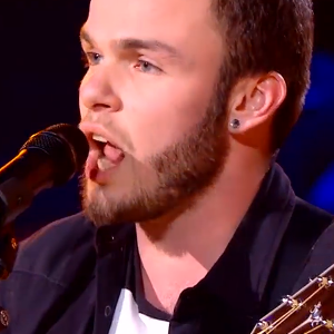 Yoann et la Rafa Mia s'affrontent en battle dans "The Voice" - Talents de Marc Lavoine. Emission du samedi 7 mars 2020, TF1