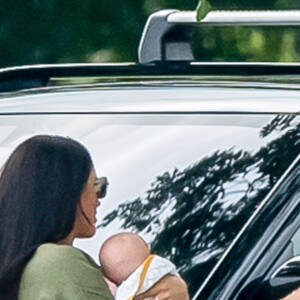 Le prince Harry, duc de Sussex, Meghan Markle, duchesse de Sussex et leur fils Archie Harrison Mountbatten-Windsor lors d'un match de polo de bienfaisance King Power Royal Charity Polo Day à Wokinghan, comté de Berkshire, Royaume Uni, le 10 juillet 2019.