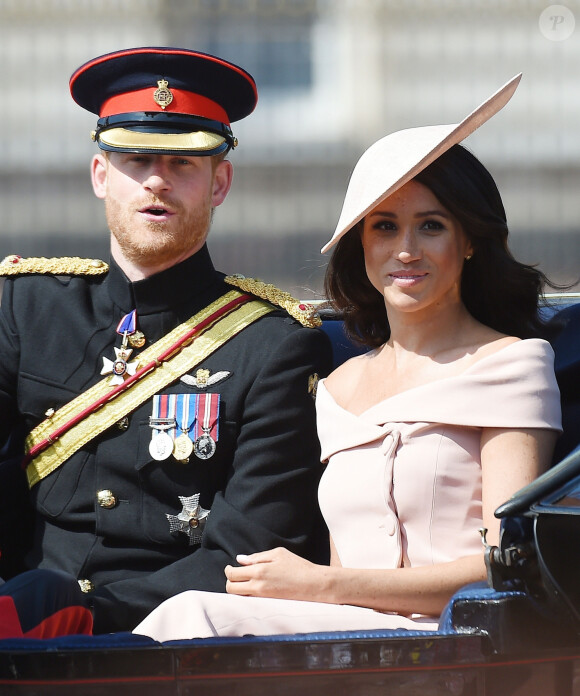 Le prince Harry, duc de Sussex, et Meghan Markle, duchesse de Sussex - Les membres de la famille royale britannique lors du rassemblement militaire "Trooping the Colour" (le "salut aux couleurs"), célébrant l'anniversaire officiel du souverain britannique. Cette parade a lieu à Horse Guards Parade, chaque année au cours du deuxième samedi du mois de juin. Londres, le 9 juin 2018.
