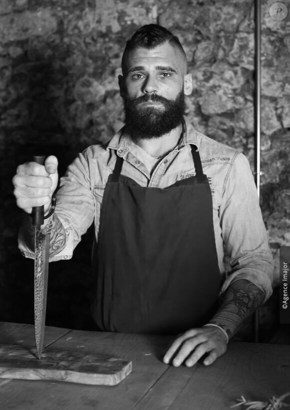 Jordan Yuste, candidat de "Top Chef" saison 11, et chef de son restaurant "L'Arrivage" à Sète.