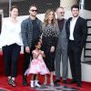 Rita Wilson avec son mari Tom Hanks, sa petite-fille, ses fils Chet Hanks et Truman Theodore Hanks et des membres de la famille - Rita Wilson reçoit son étoile sur le Walk Of Fame à Hollywood, Los Angeles, le 29 mars 2019
