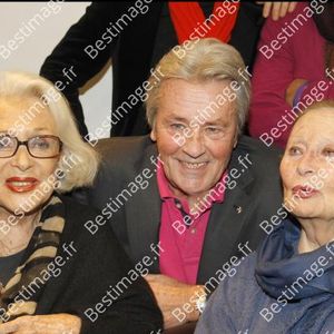 Rétro - Décès de l'actrice Micheline Presle à l'âge de 101 ans - MICHELE MORGAN, ALAIN DELON, MICHELINE PRESLE - PROJECTION CHEZ FRANCE TELEVISION DE "LES TROIS GLORIEUSES", DOCUMENTAIRES ECRIT PAR HENRY JEAN SERVAT, REALISE ET PRODUIT PAR FRANCE TELEVISION, RACONTE LES 3 MONUMENTS DU CINEMA FRANCAIS MICHELE MORGAN, MICHELINE PRESLE & DANIELE DARIEUX  