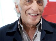 Gérard Darmon confiné : il pète un plomb et se teint les cheveux en bleu fluo