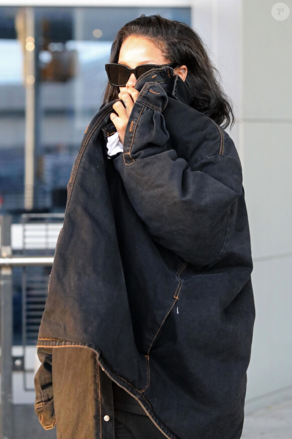 Exclusif - Rihanna arrive à l'aéroport de JFK à New York, le 28 janvier 2019.