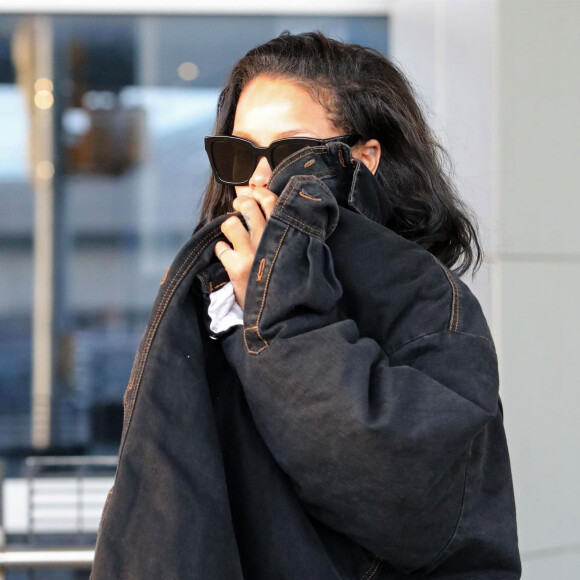 Exclusif - Rihanna arrive à l'aéroport de JFK à New York, le 28 janvier 2019.
