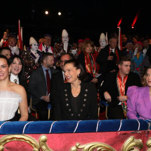 La princesse Stéphanie de Monaco et ses filles Pauline Ducruet et Camille Gottlieb lors du 44ème Festival International du Cirque de Monte-Carlo. Le 17 janvier 2020 © J.C. Vinaj / Pool / Bestimage