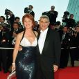  Véronique Genest et son mari - Montée des marches du film "Shrek" durant le festival de Cannes. Le 12 mai 2001. 