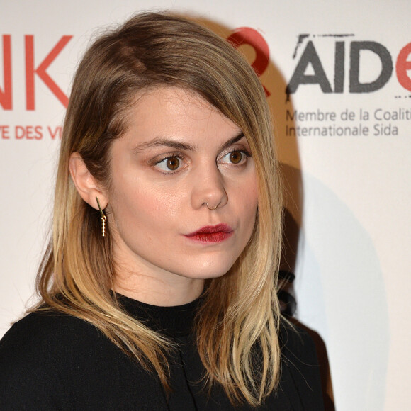 Béatrice Martin (Coeur de pirate) - 6ème édition du dîner de charité "Link" en soutien à l'association AIDES au Pavillon Cambon à Paris, le 12 décembre 2016. © Veeren/Bestimage