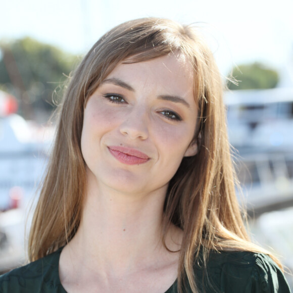 Louise Bourgoin pour la série télévisée "Hippocrate" au photocall du quatrième jour du festival international du film de La Rochelle, France, le 15 septembre 2018. © Patrick Bernard/Bestimage