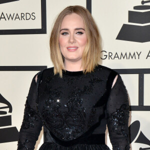 Adele aux Grammy Awards à Los Angeles, en 2016.