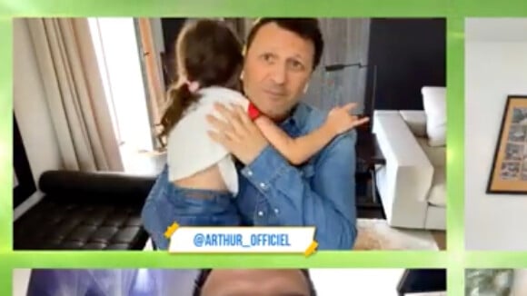 Arthur : Sa fille Manava s'incruste en live dans son émission