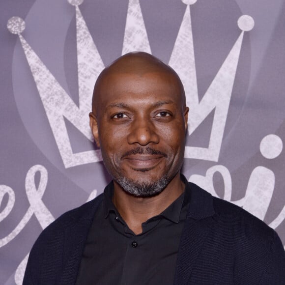 Exclusif - Harry Roselmack - Photocall du 8ème gala de l'association "Les Rois du Monde" avec un plateau d'artistes et une vente aux enchères au profit des enfants défavorisés, orphelins et hospitalisés, suivi d'une soirée dansante à la Salle Wagram à Paris, le 2 mars 2020. © Cyril Moreau-Rachid Bellak/Bestimage