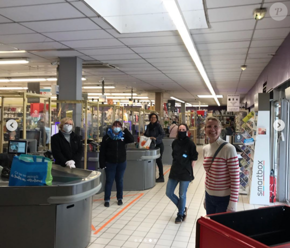 Alexandra Lamy adresse un message de remerciements aux commençants ouverts pendant la pandémie de coronavirus. Le 2 avril 2020.