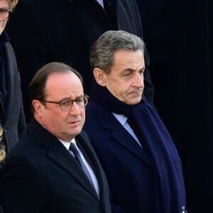 François Hollande, Nicolas Sarkozy - Hommage national rendu aux treize militaires morts pour la France en opérations extérieures, dans la cour de l'Hôtel national des Invalides à Paris, le 2 décembre 2019. ©JB Autissier / Panoramic / Bestimage