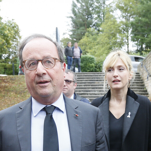François Hollande et sa compagne Julie Gayet - Claude Chirac, son mari Frédéric Salat-Baroux et son fils Martin Rey-Chirac se sont rendus au musée du président Jacques Chirac de Sarran en Corrèze le 5 octobre 2019. © Patrick Bernard/Bestimage