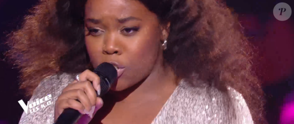 Toni lors des K.O de "The Voice" - Talent de Amel Bent. Émission du samedi 11 avril 2020, TF1