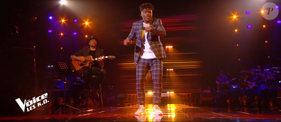 Tom lors des K.O de "The Voice" - Talent de Amel Bent. Émission du samedi 11 avril 2020, TF1