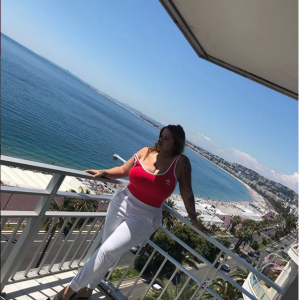 Sarah Fraisou (Les Anges 10 ) dévoile sa nouvelle silhouette sur Instagram. Mai 2018.